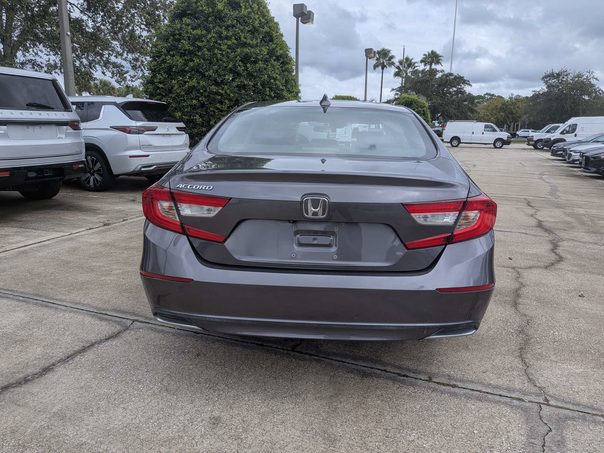 Used 2020 Honda Accord EX image 5