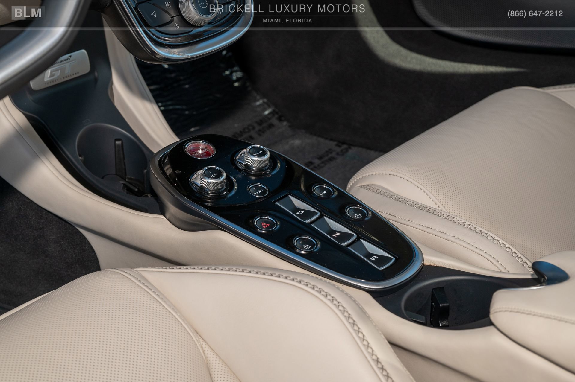 Used 2023 McLaren GT image 25