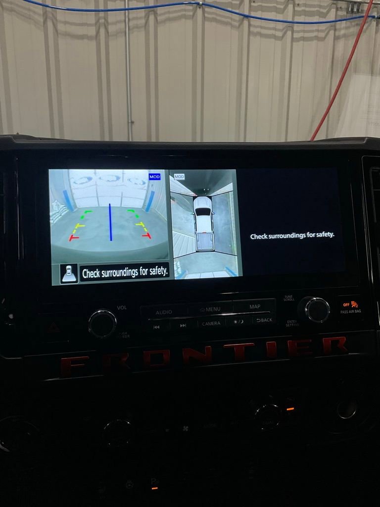 Used 2025 Nissan Frontier PRO-4X w/ Pro Premium Package image 20