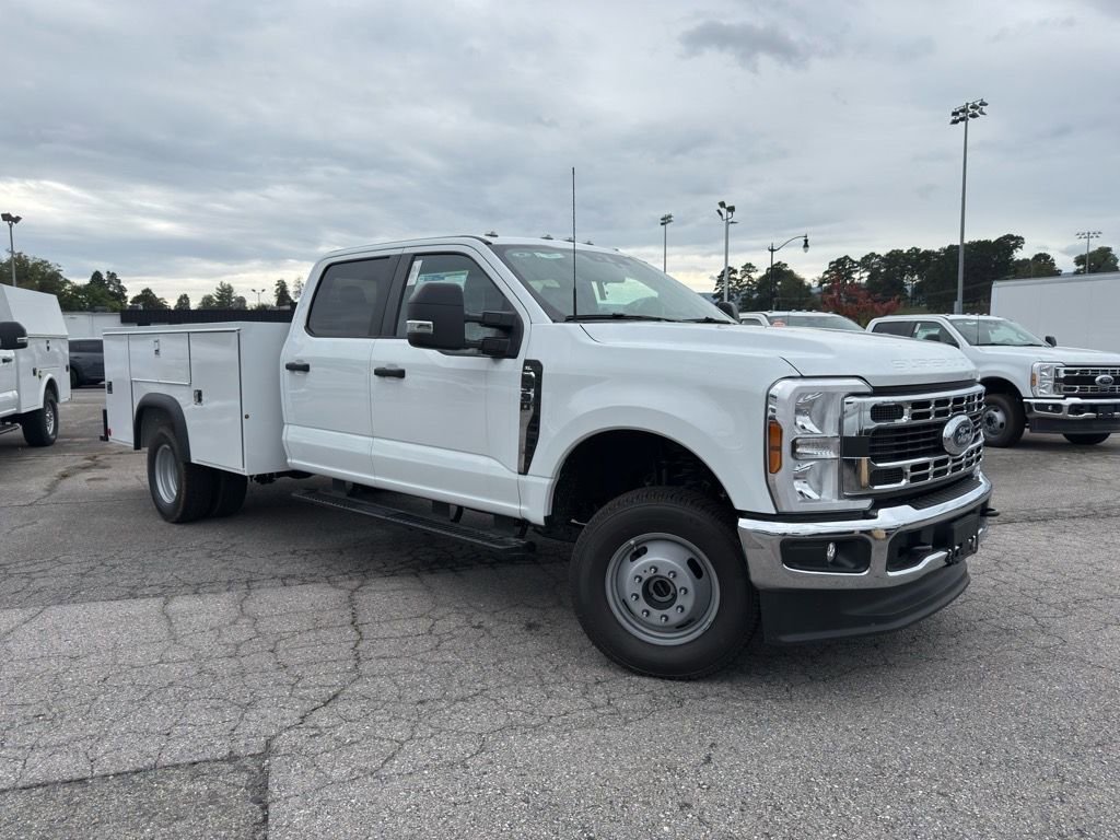New 2025 Ford F350 XL w/ XL Chrome Package image 1