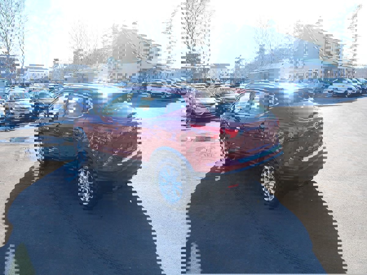 Used 2019 Nissan Rogue Sport SV image 4