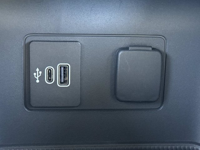 New 2026 Ford Explorer Active w/ Active Comfort Package RWD image 23