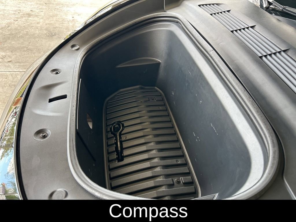 Used 2023 Tesla Model Y Long Range image 13