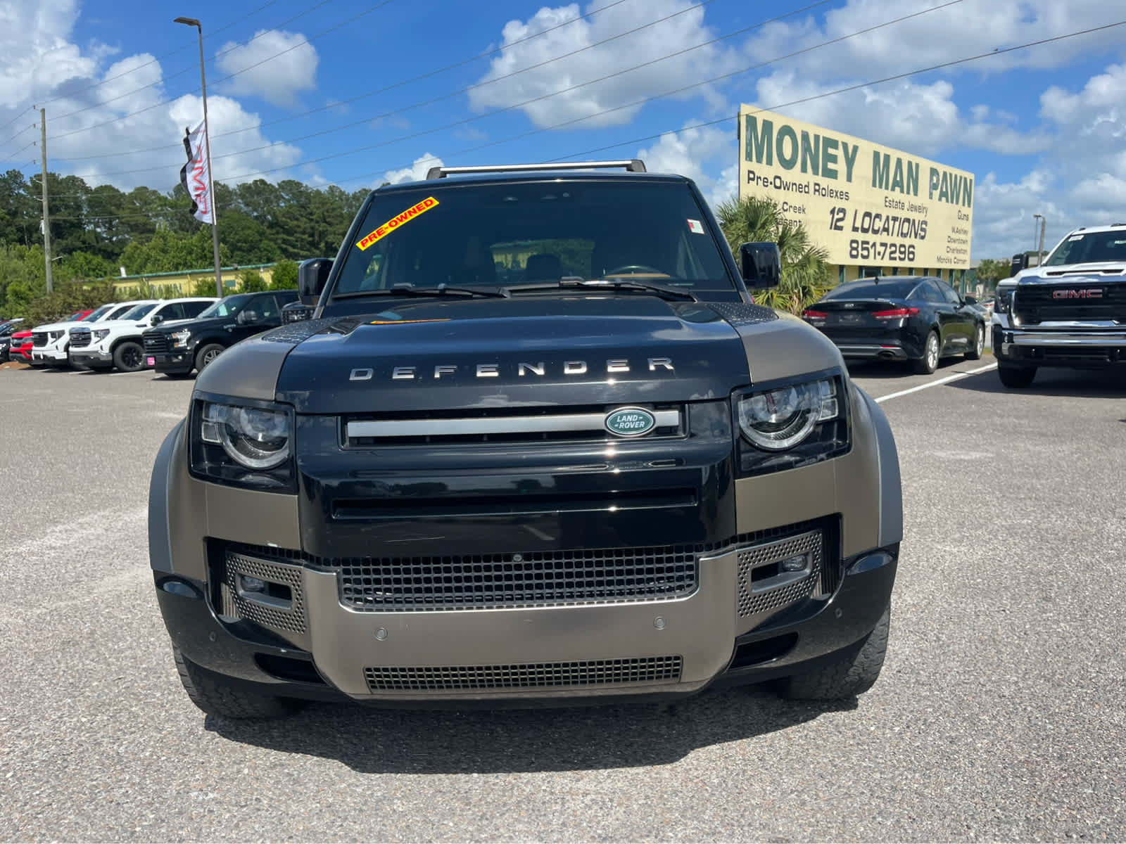 Used 2022 Land Rover Defender 110 X AWD/4WD image 2