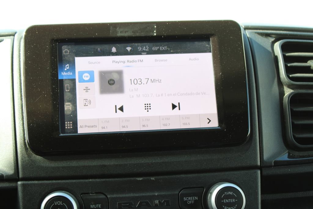 Used 2025 RAM ProMaster 2500 w/ Convenience Group FWD image 20