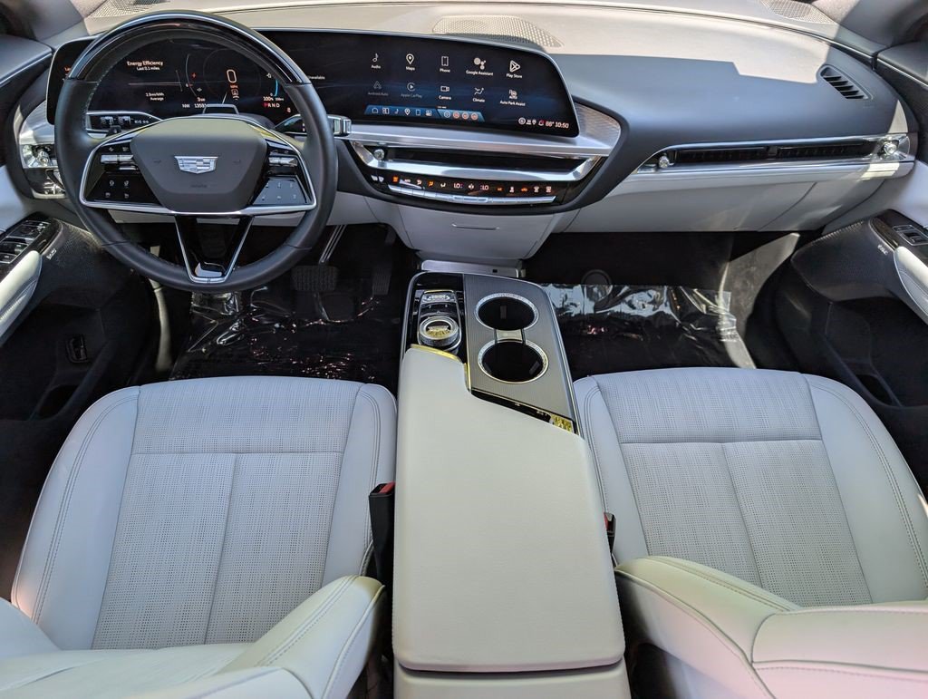 Certified 2024 Cadillac Lyriq Sport AWD/4WD image 18