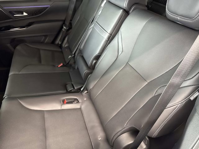 New 2026 Lexus LX 700h Luxury image 12