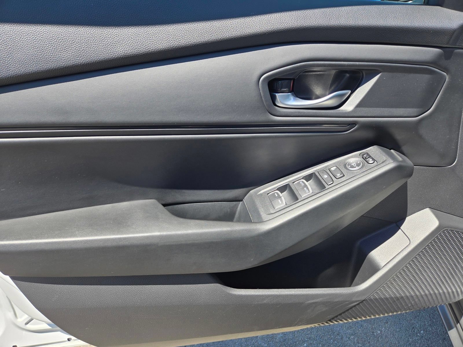 Certified 2024 Honda Accord EX image 16