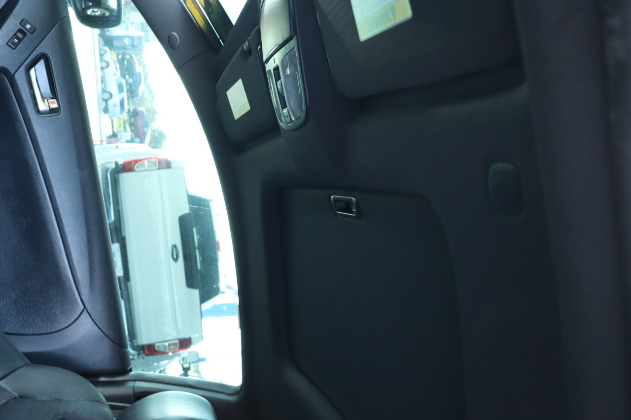 Used 2015 Hyundai Genesis 3.8 image 15