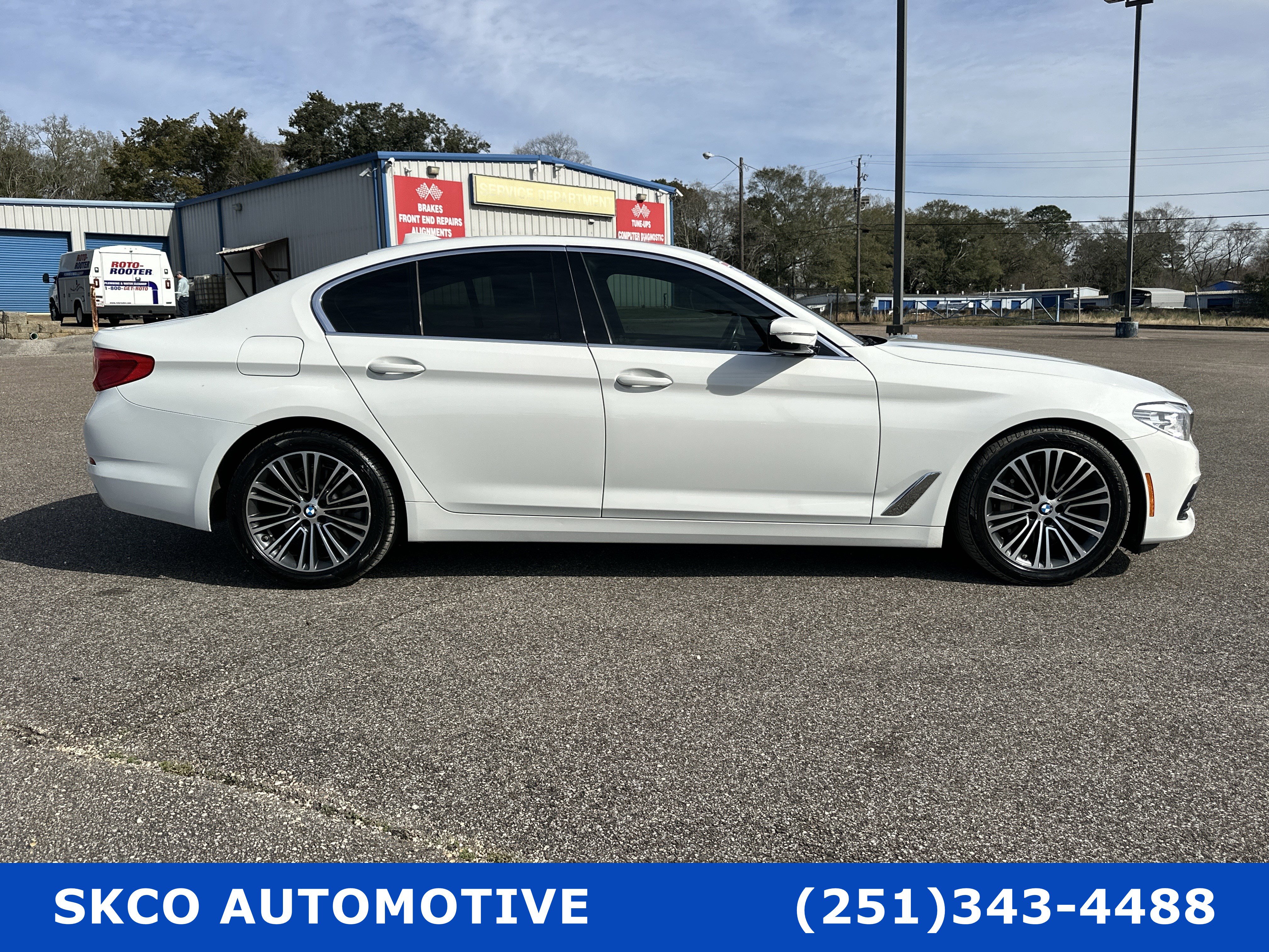 Used 2019 BMW 530i w/ Convenience Package RWD image 6