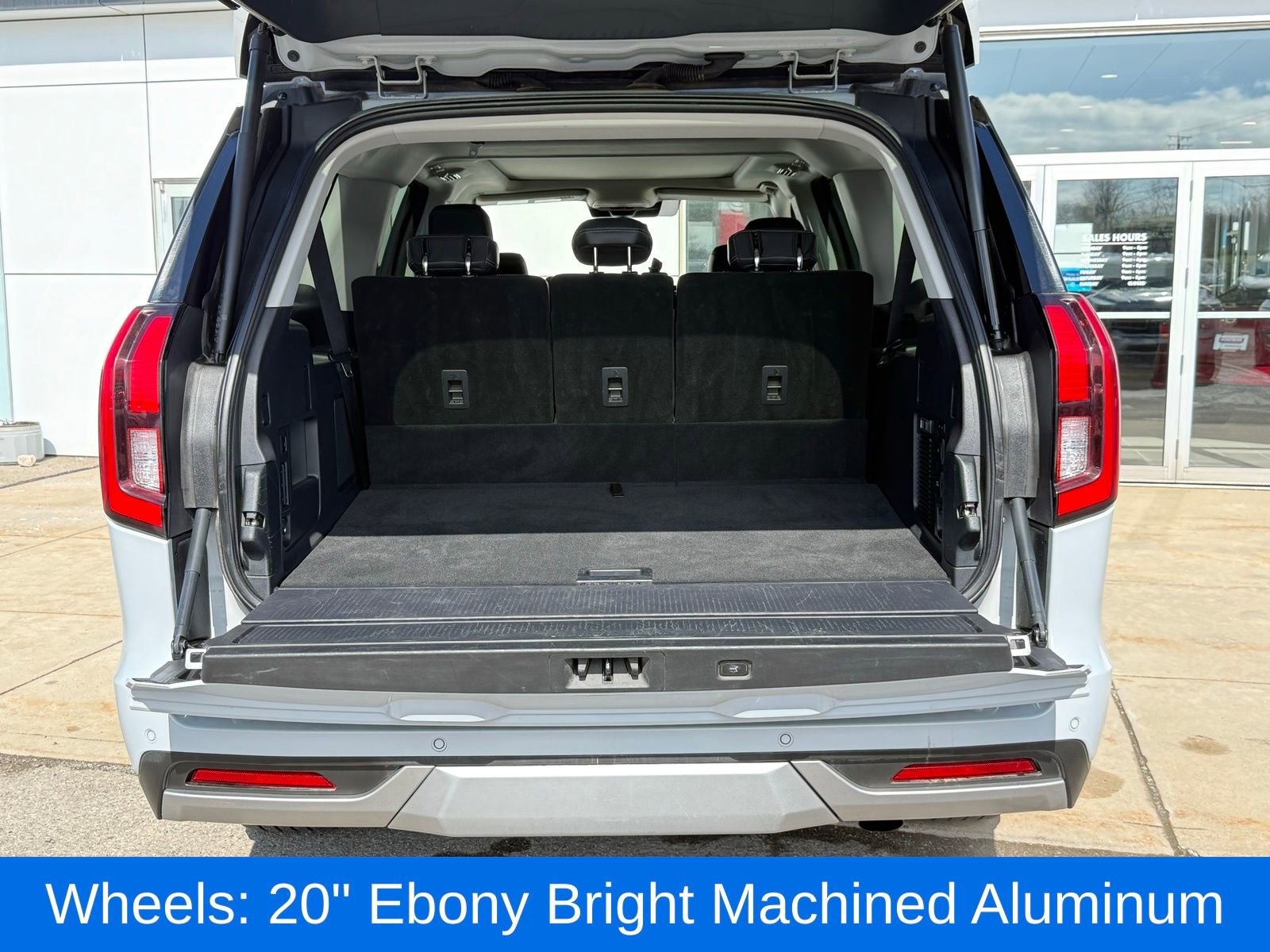 Used 2025 Ford Expedition Max Platinum image 47