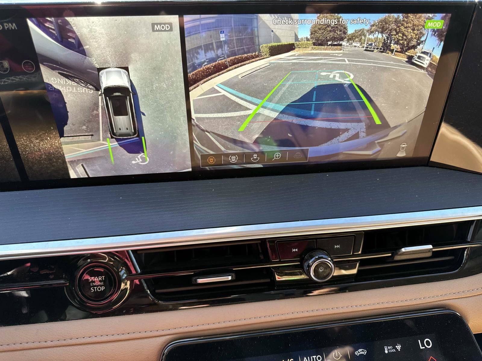 Used 2025 INFINITI QX80 Sensory image 27