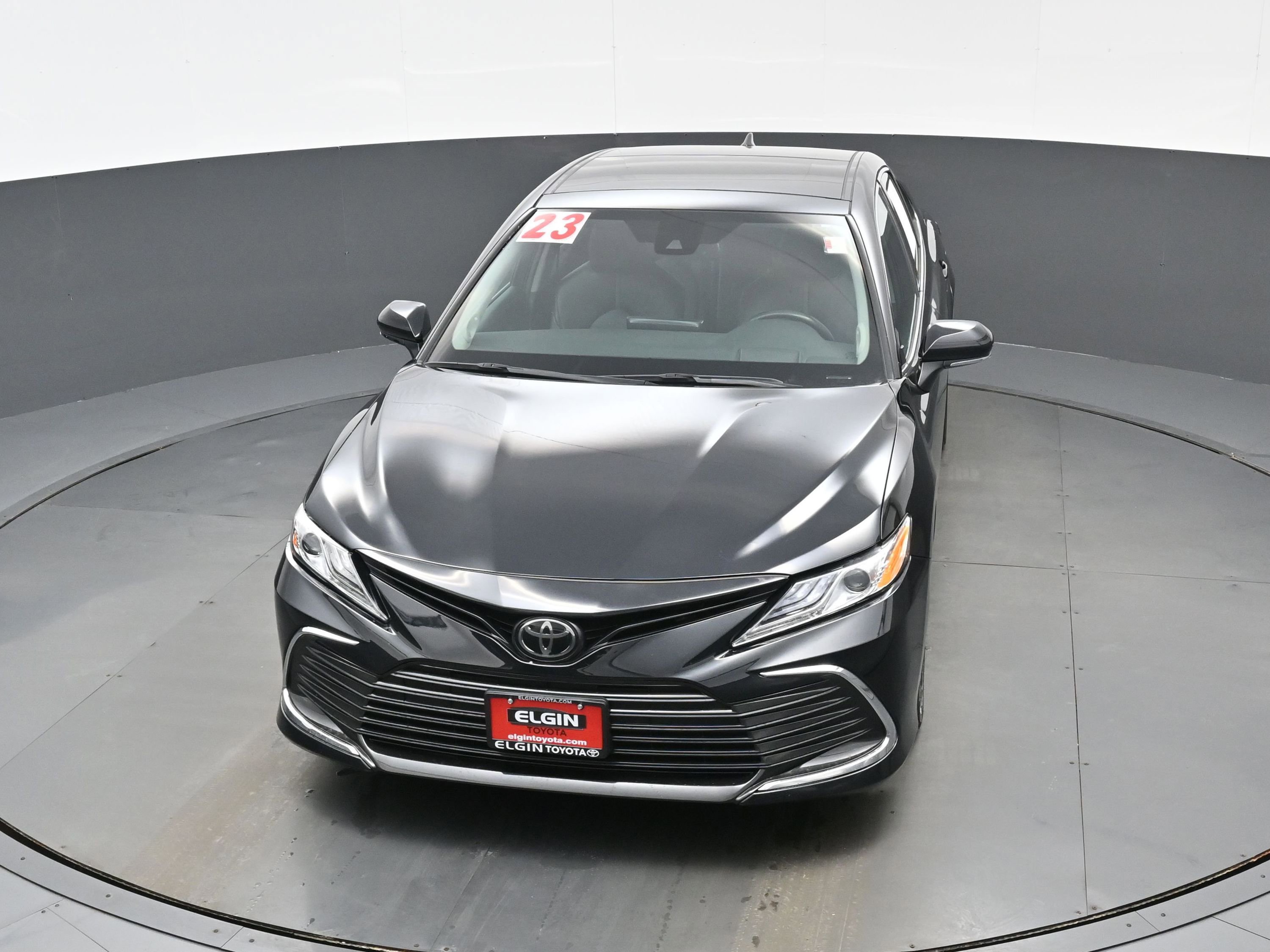 Used 2024 Toyota Camry XLE FWD image 32