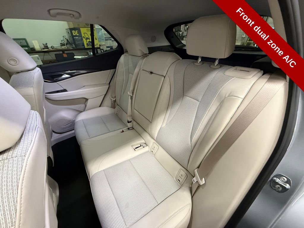 Used 2023 Buick Envision Preferred image 32