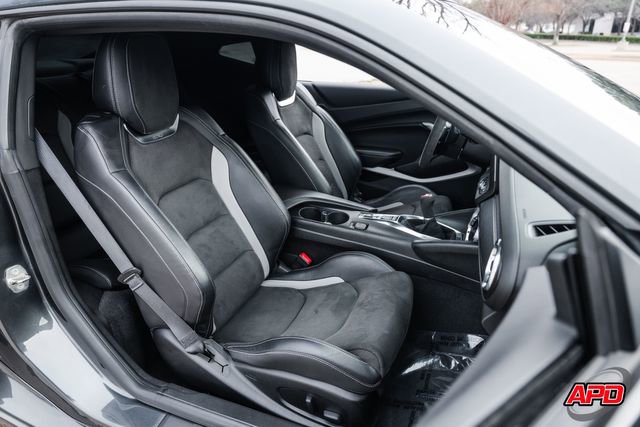Used 2018 Chevrolet Camaro SS image 71