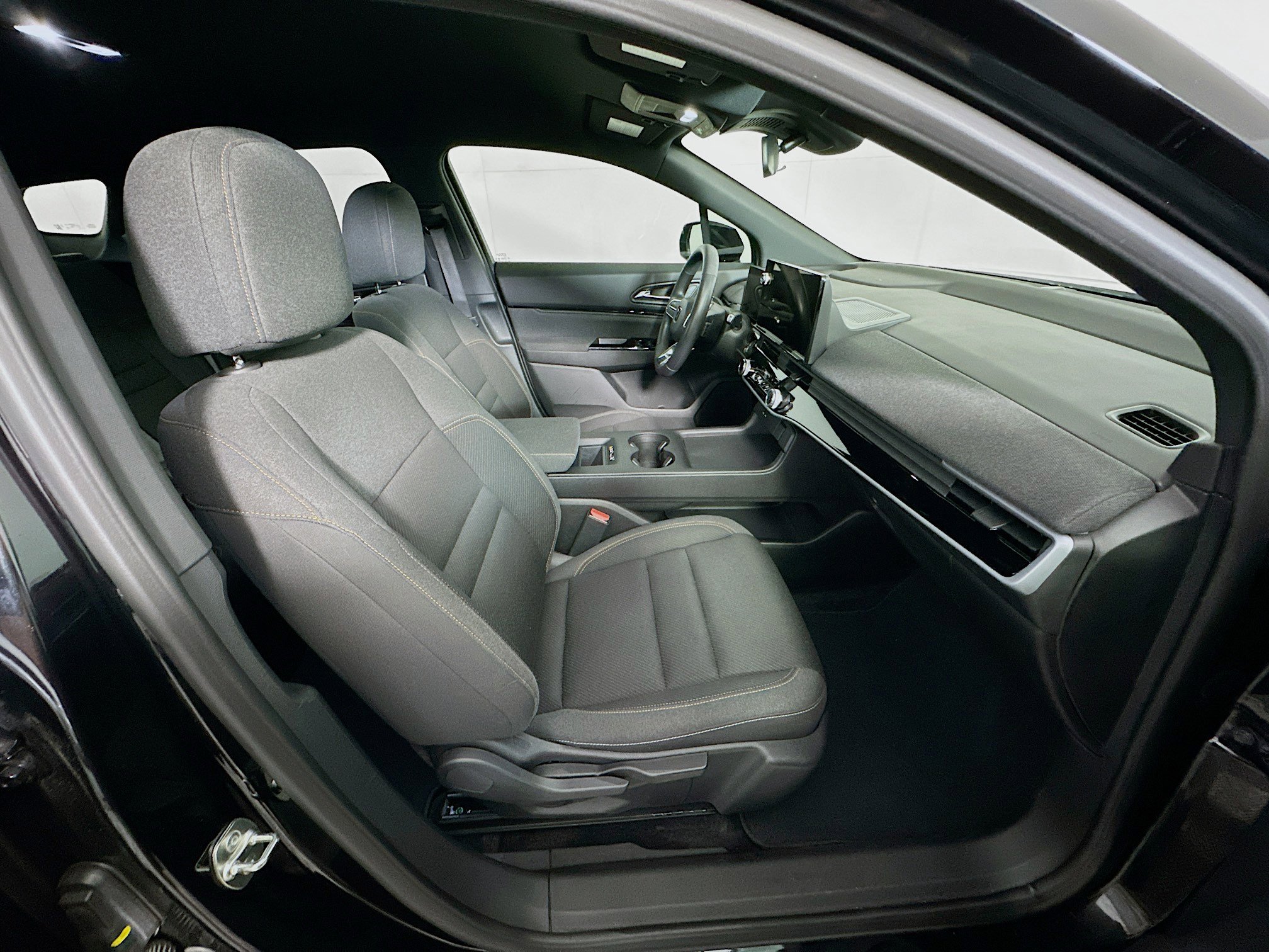 Used 2024 Honda Prologue EX image 31