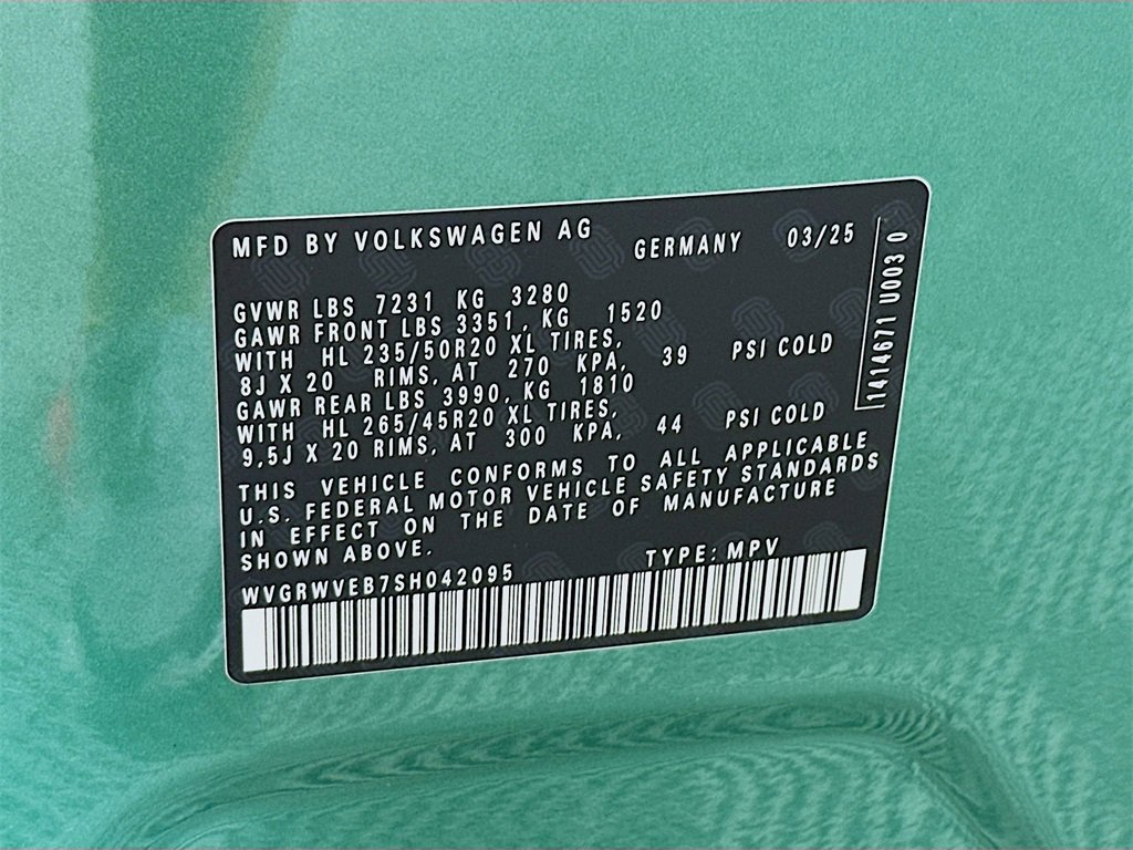 New 2025 Volkswagen ID. Buzz Pro S Plus image 27