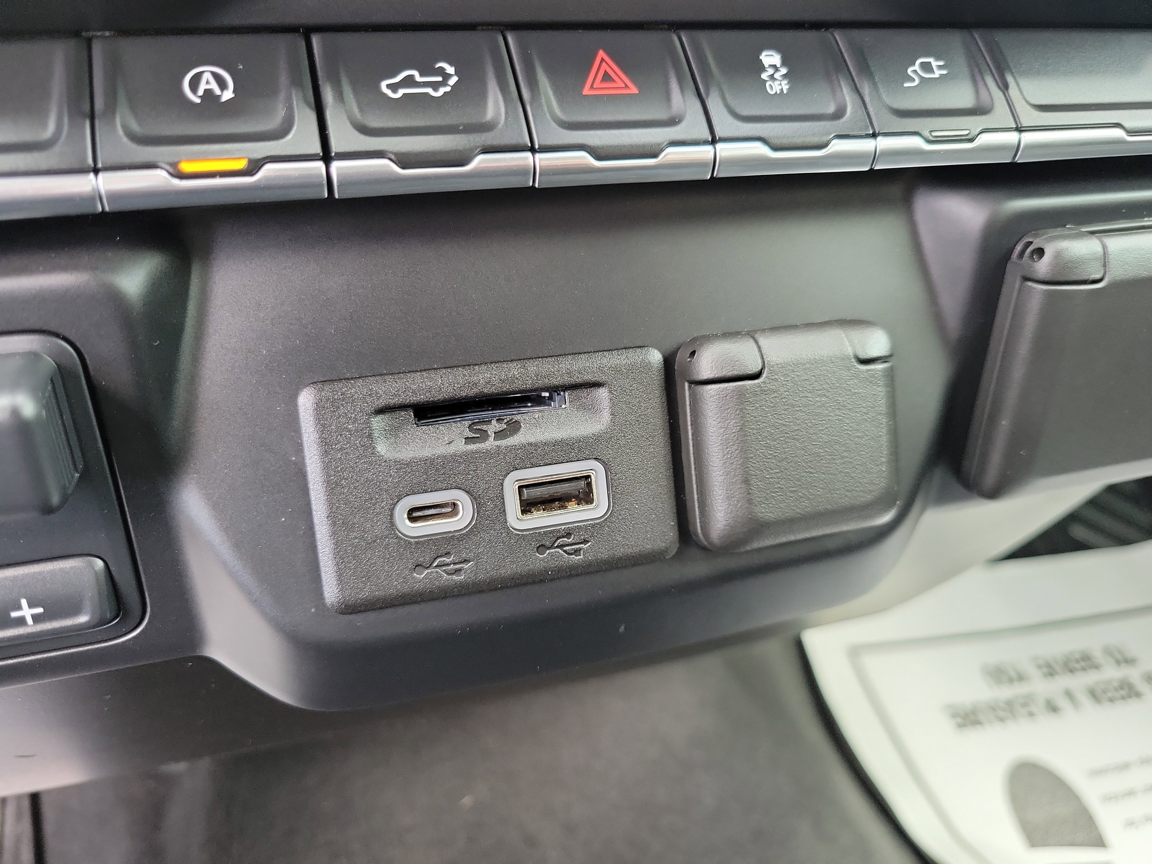 Certified 2021 Chevrolet Silverado 1500 LT w/ All Star Edition Plus image 26