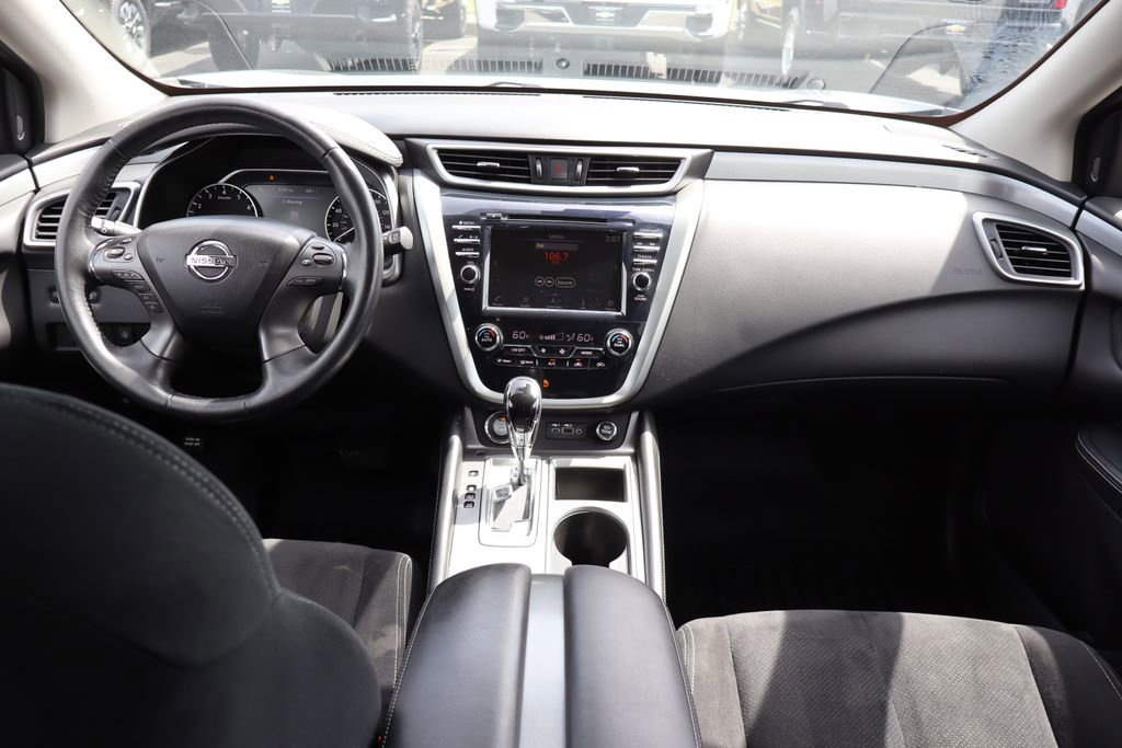 Used 2020 Nissan Murano SV AWD/4WD image 17