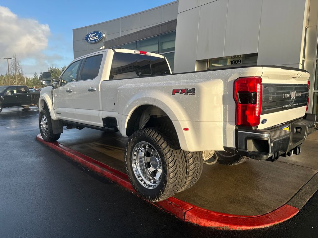 Used 2026 Ford F450 King Ranch w/ FX4 Off-Road Package image 2