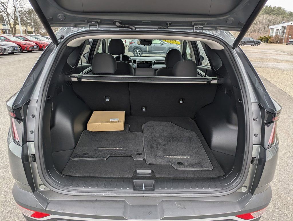 Used 2023 Hyundai Tucson SEL w/ Cargo Package image 13
