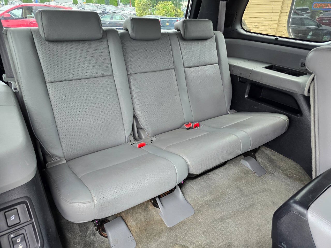 Used 2008 Toyota Sequoia Platinum w/ Cold Area Pkg AWD/4WD image 38