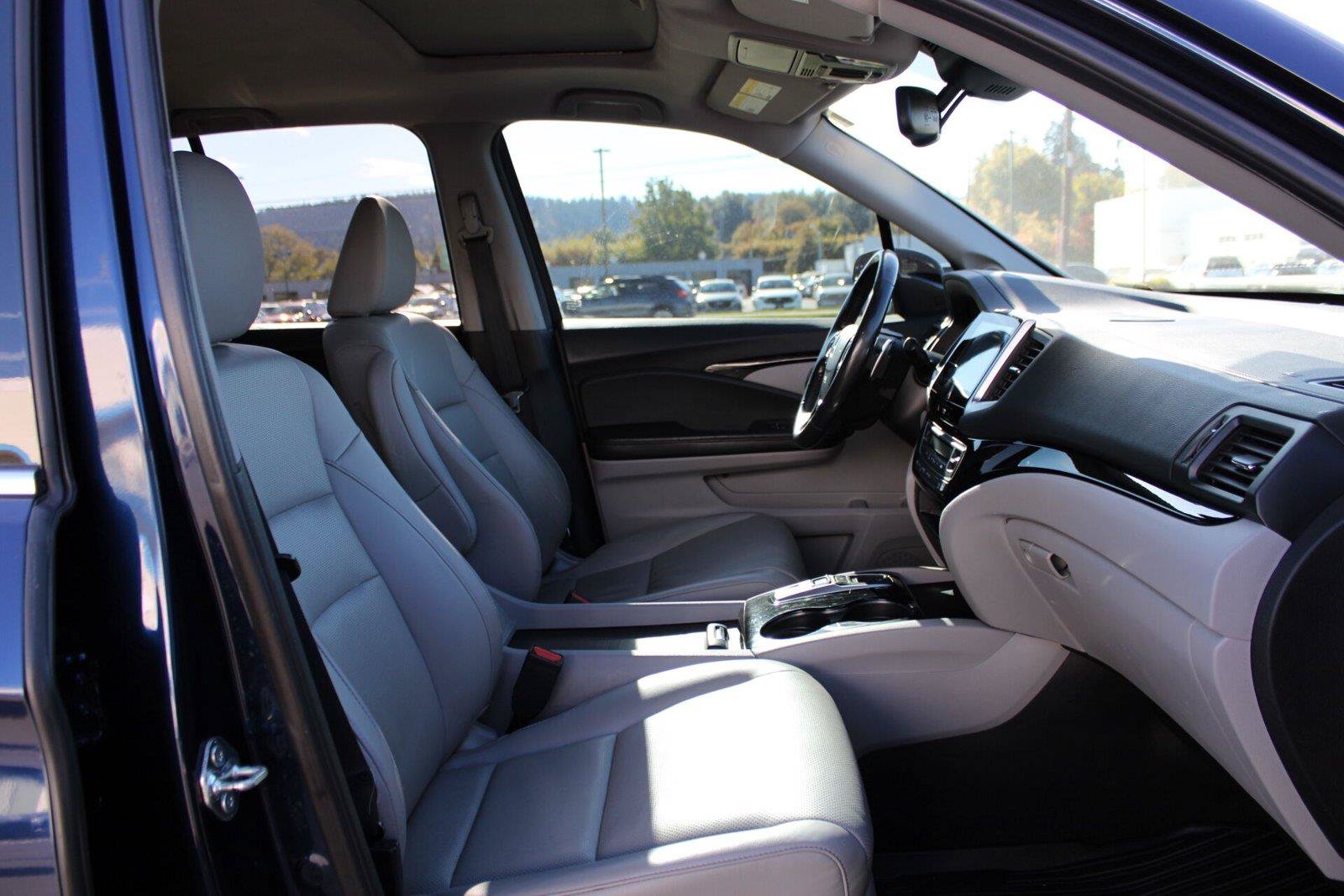 Used 2020 Honda Ridgeline RTL-E image 10
