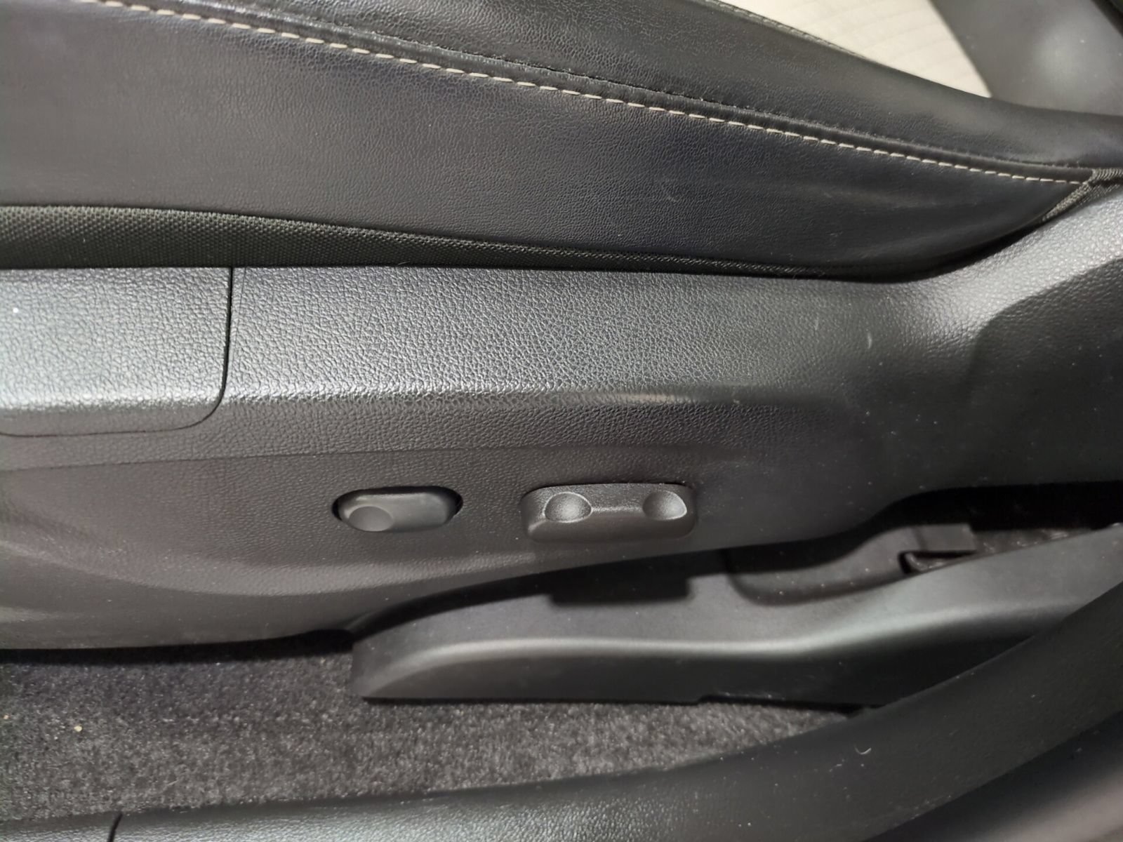 Used 2021 Buick Encore Preferred w/ Safety Package II FWD image 16