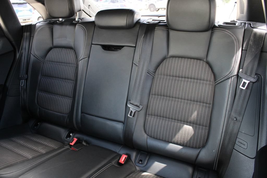 Used 2023 Porsche Macan Turbo AWD/4WD image 19