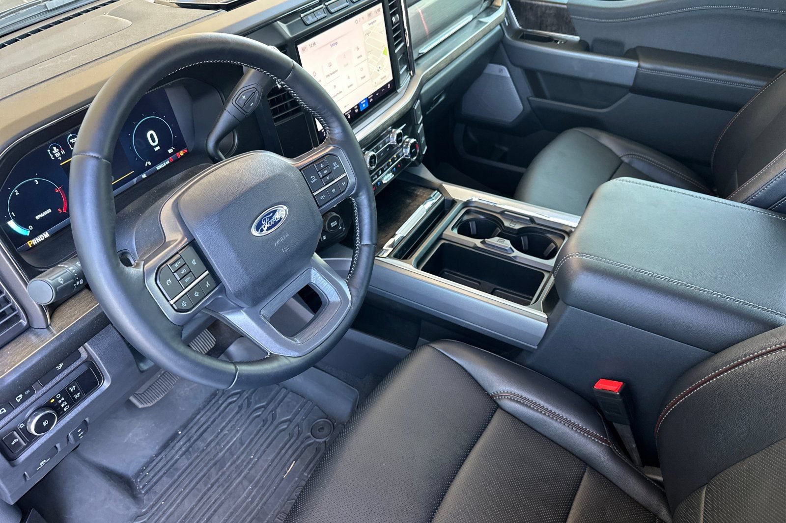 Used 2024 Ford F250 Lariat w/ FX4 Off-Road Package AWD/4WD image 10