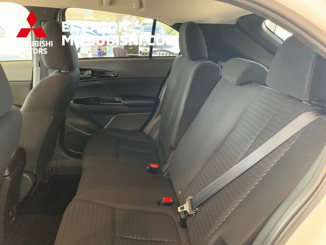 New 2026 Mitsubishi Eclipse Cross LE AWD/4WD image 11