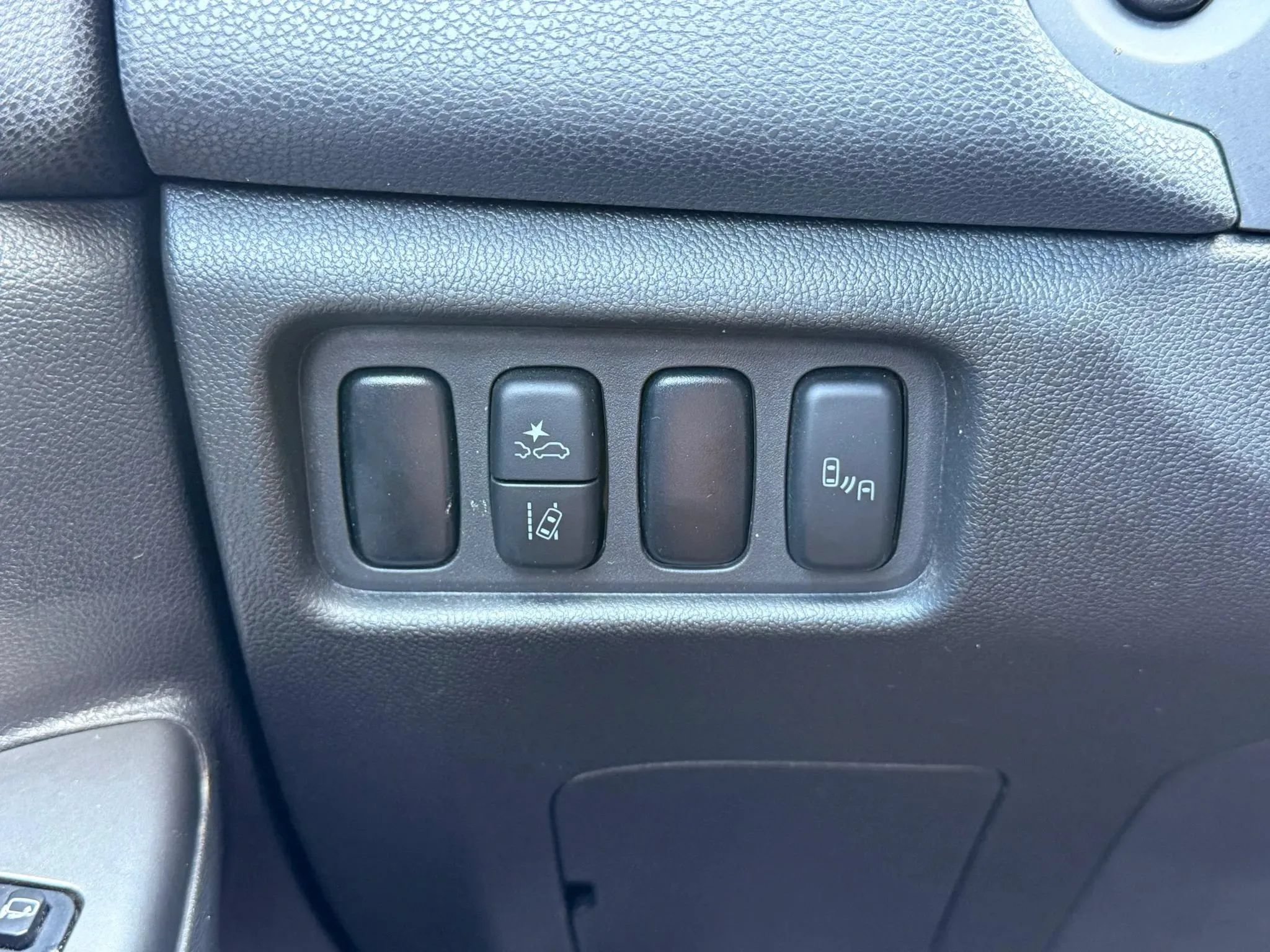 Used 2023 Mitsubishi Outlander Sport SE AWD/4WD image 18