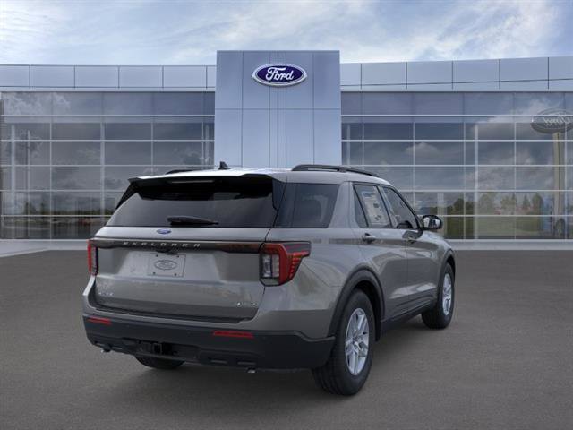New 2026 Ford Explorer Active image 24