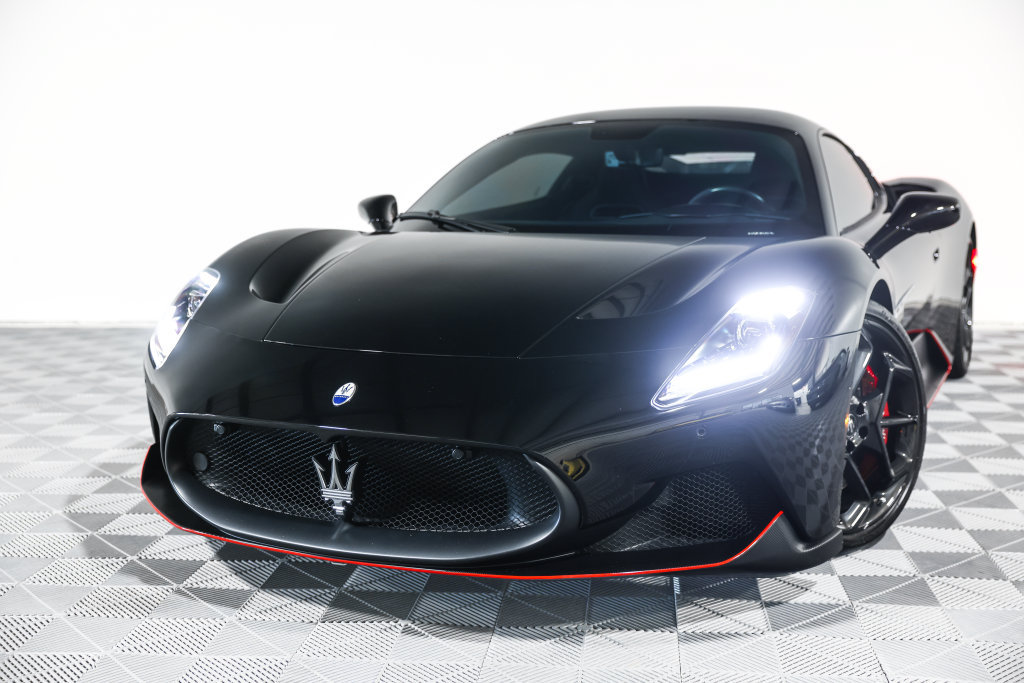 Used 2022 Maserati MC20 Coupe RWD image 11