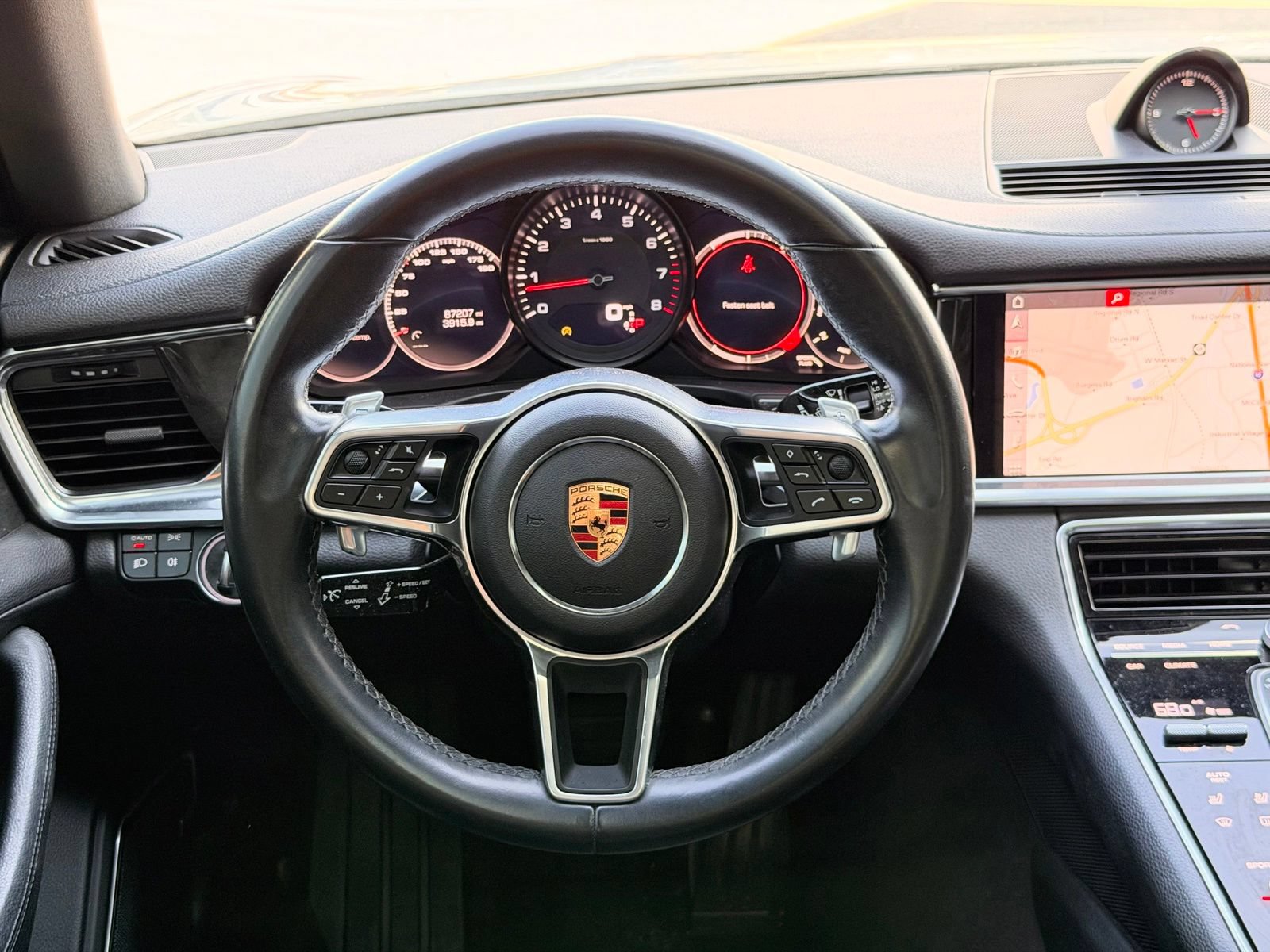 Used 2018 Porsche Panamera w/ Premium Package Plus RWD image 31