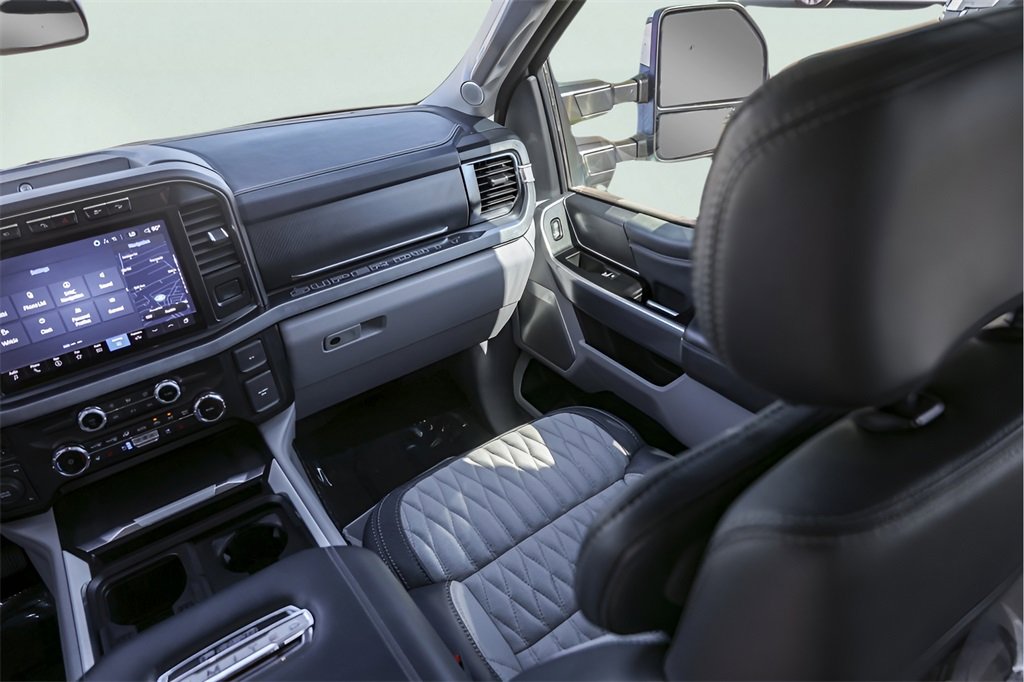 Used 2024 Ford F450 Limited w/ FX4 Off-Road Package image 34