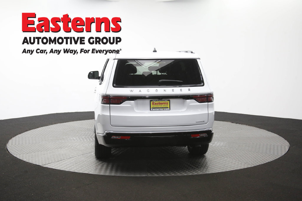 Used 2024 Jeep Wagoneer Series II w/ Flexible Seating Group RWD image 41