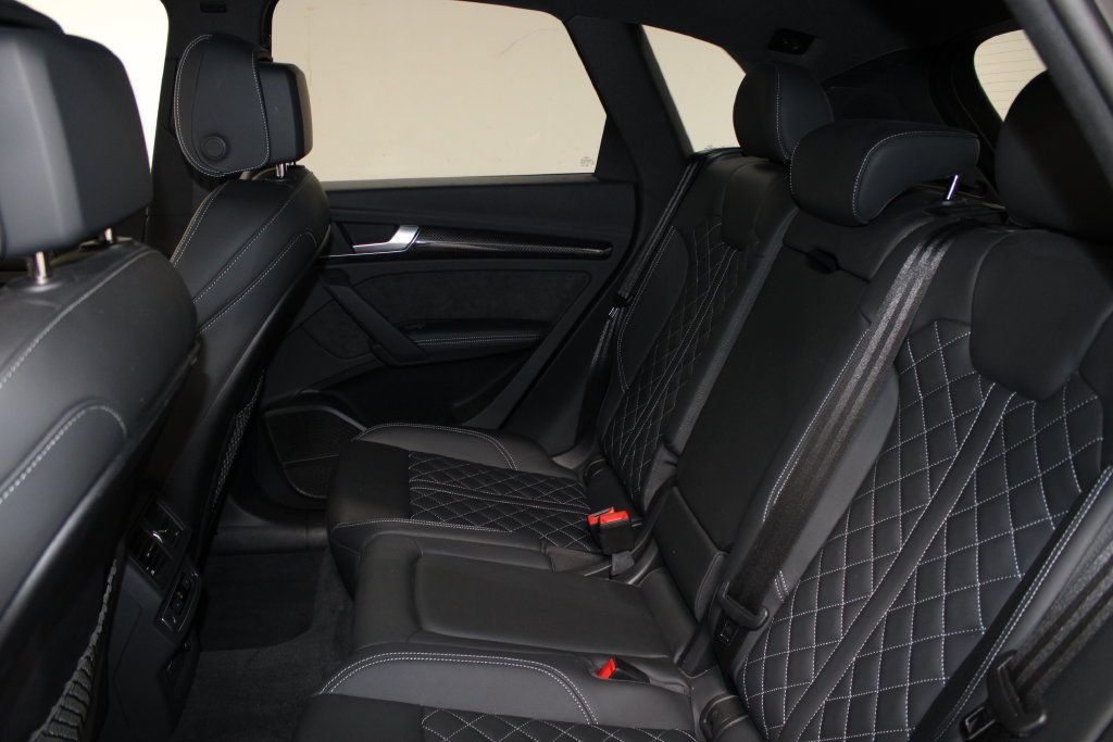 Used 2024 Audi SQ5 Prestige w/ Prestige Package AWD/4WD image 13