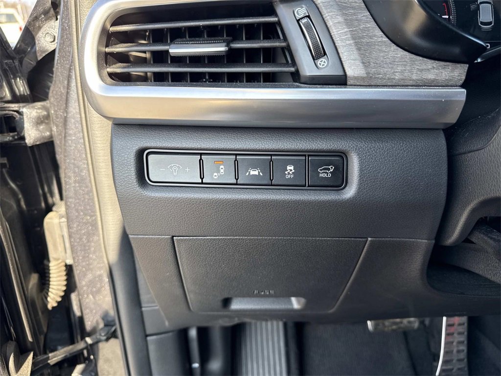 Used 2022 Kia Telluride SX w/ SX Prestige Package image 13