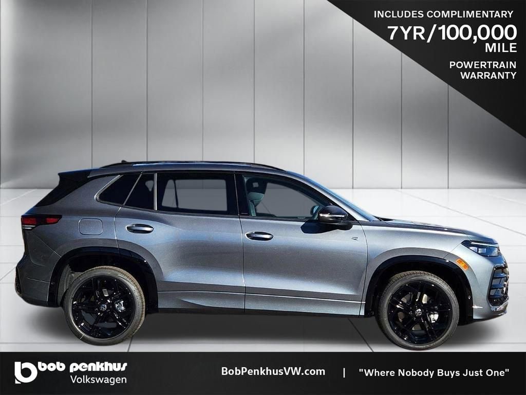 New 2026 Volkswagen Tiguan SE R-Line image 24