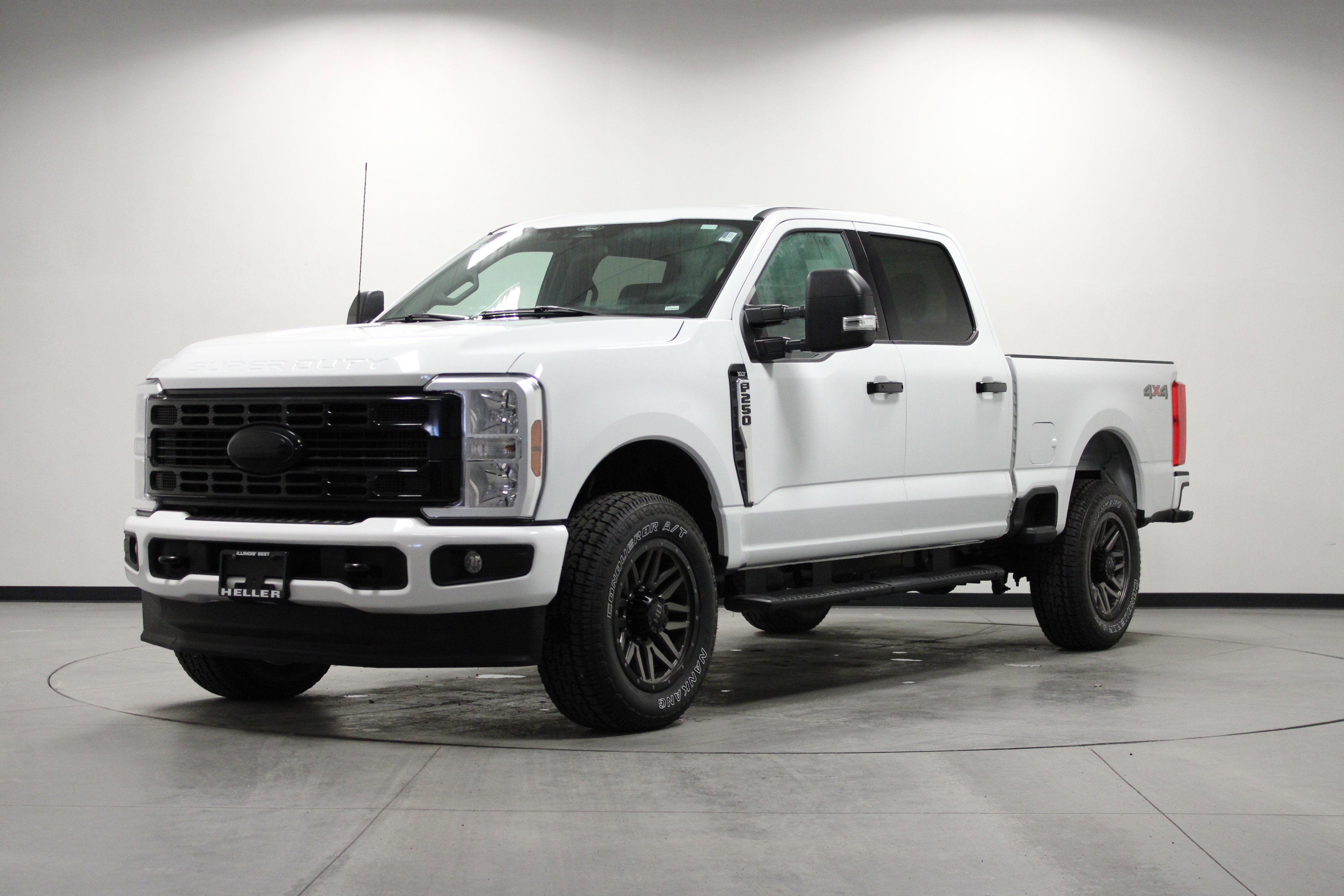 Used 2024 Ford F250 XLT image 8