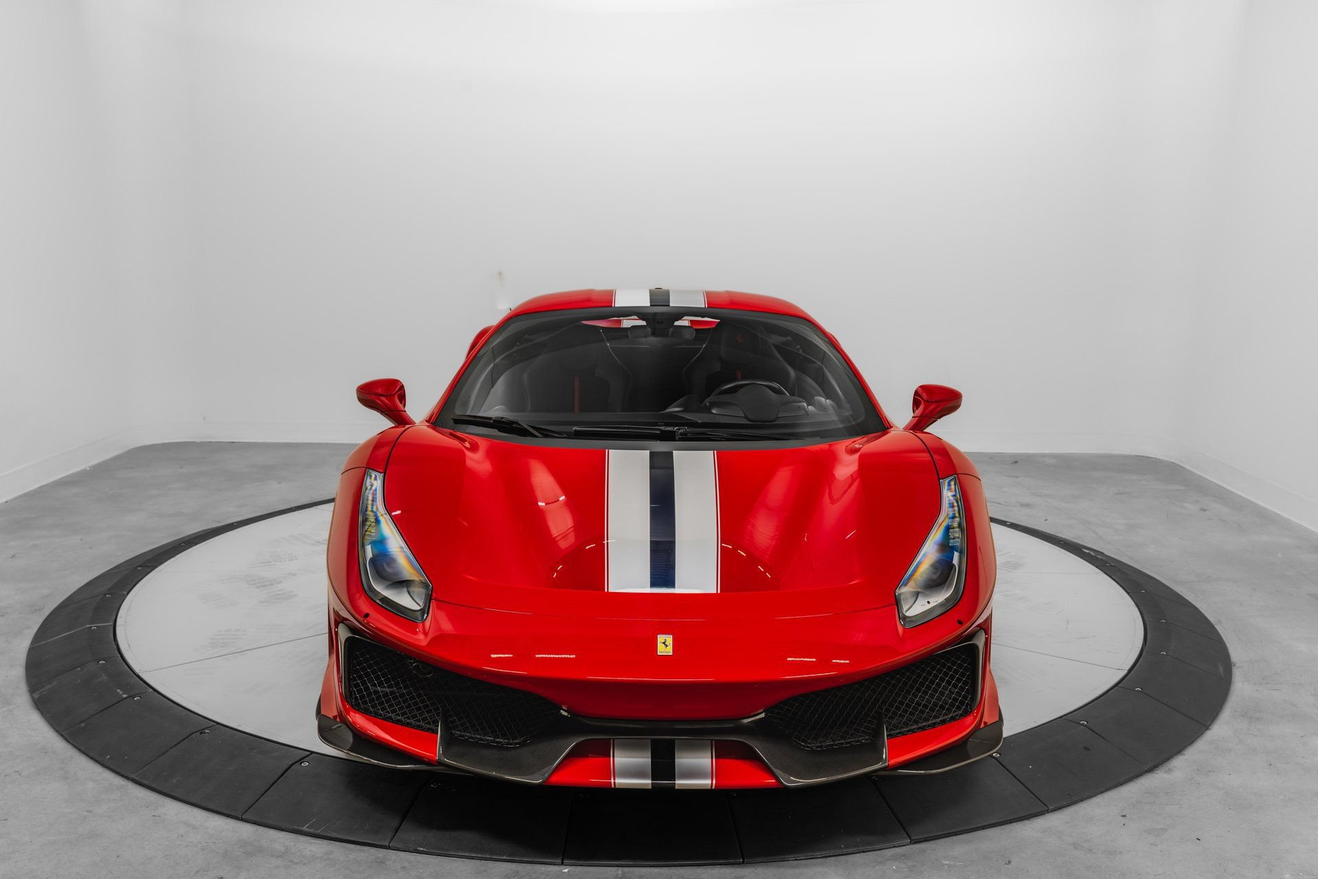 Certified 2020 Ferrari 488 Pista Coupe RWD image 8