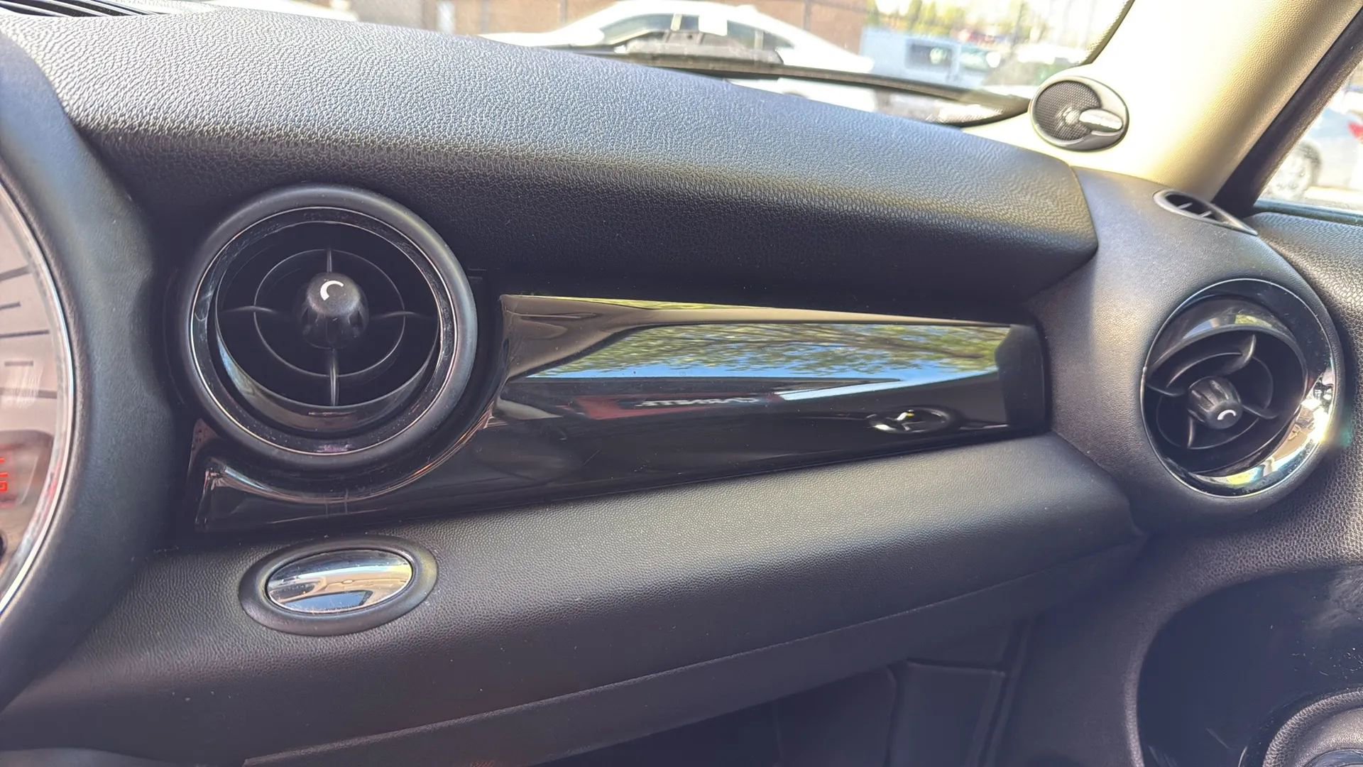 Used 2012 MINI Cooper Hardtop image 25