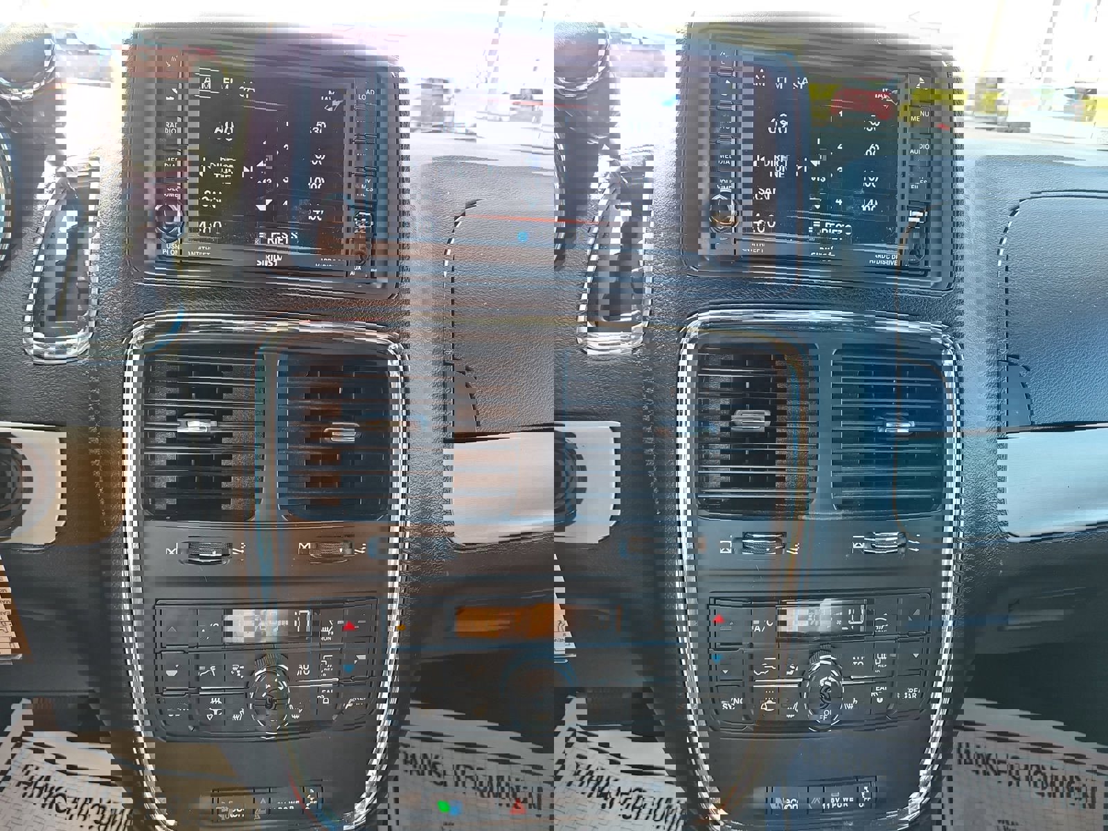 Used 2020 Dodge Grand Caravan GT image 9