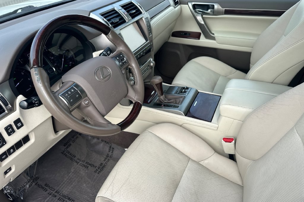 Used 2019 Lexus GX 460 Premium AWD/4WD image 10