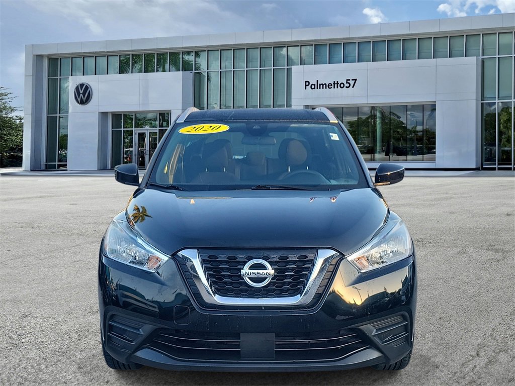 Used 2020 Nissan Kicks SV image 2