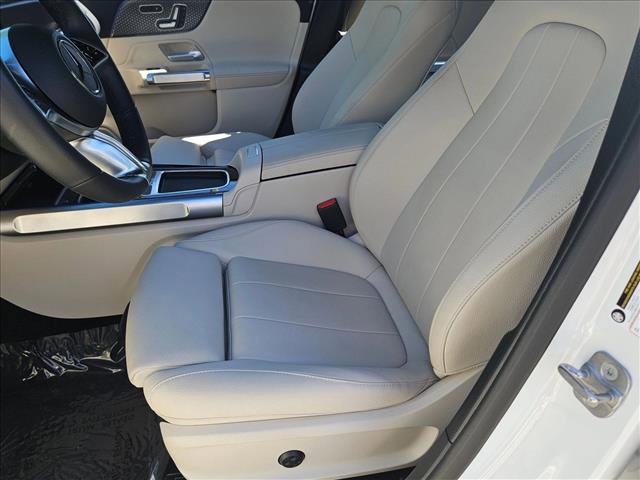 Certified 2025 Mercedes-Benz GLB 250 image 15