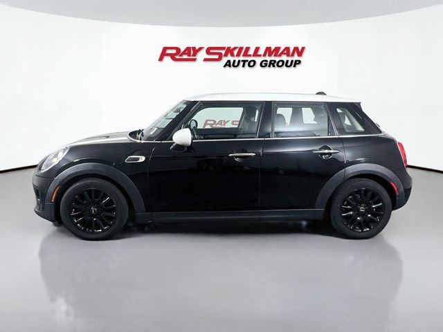 Used 2019 MINI Cooper 4-Door Hardtop FWD image 4