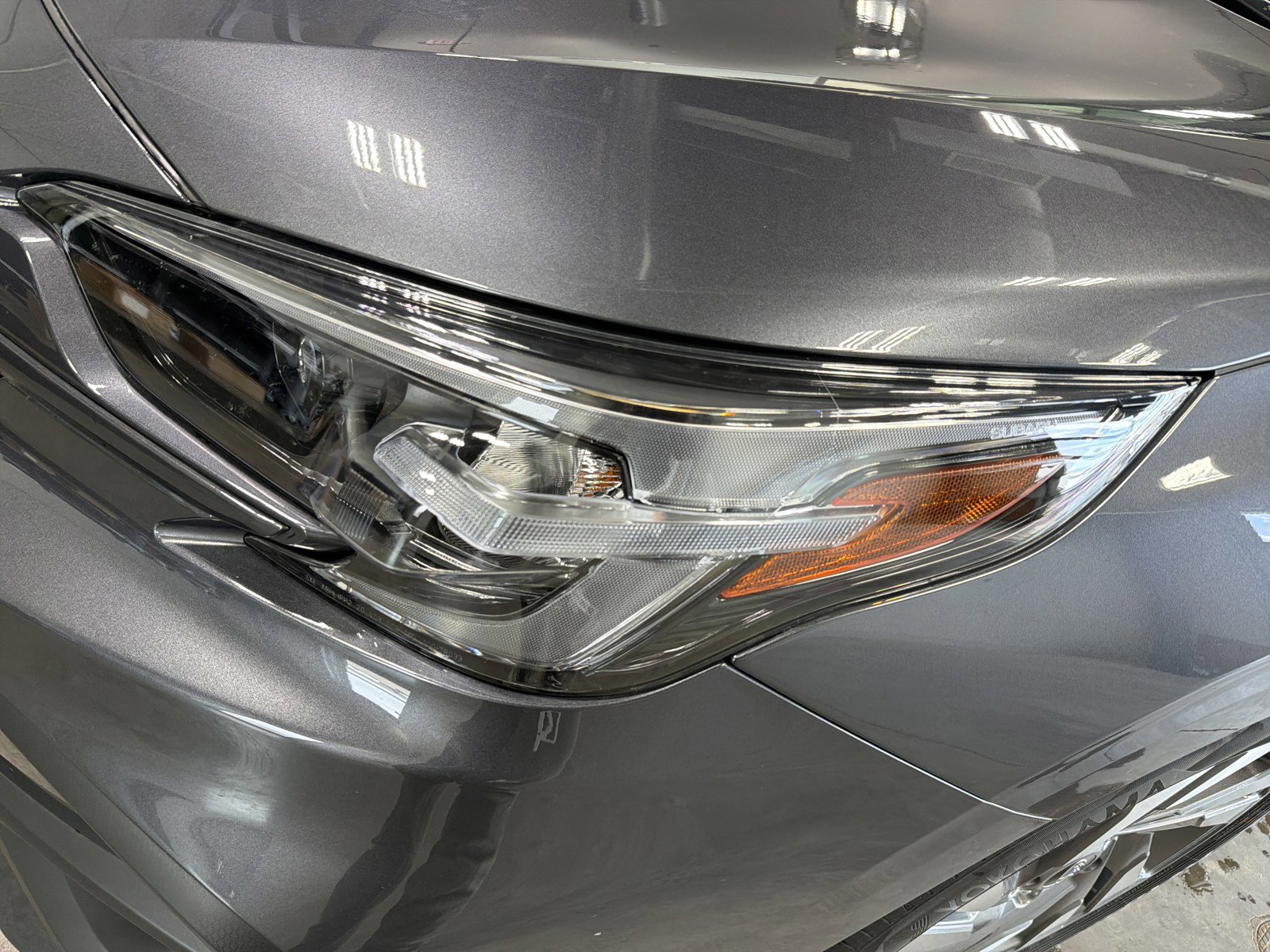 Certified 2025 Subaru Legacy Touring XT AWD/4WD image 10