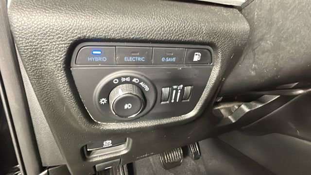 Used 2024 Jeep Grand Cherokee Limited 4xe AWD/4WD image 20